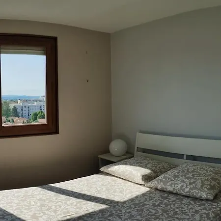 Du Parc De Lyon Est 102m2 Pkg Free *